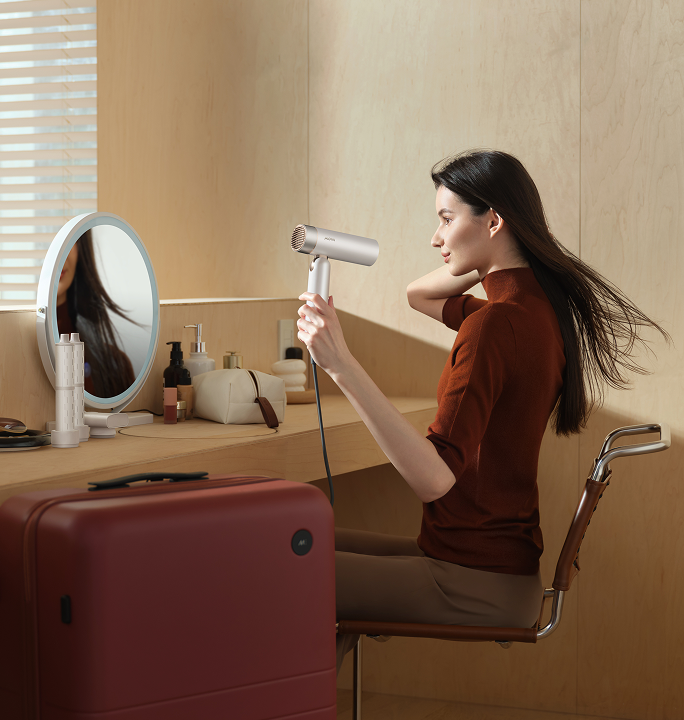 Exceptionally portable. Built for life on the go. - 