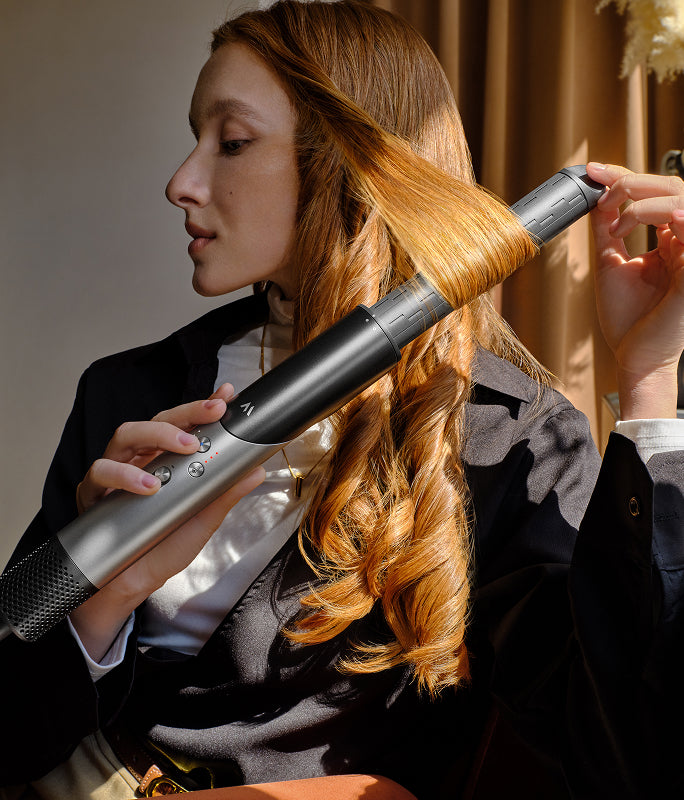 Style with the Coanda Airflow - Auto-wrap Curlers
